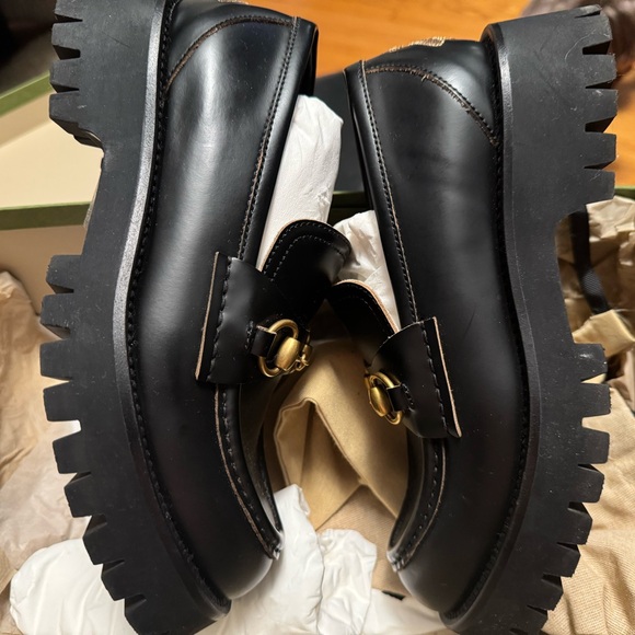 Gucci lug sole loafers 38.5. Never worn - Picture 5 of 9